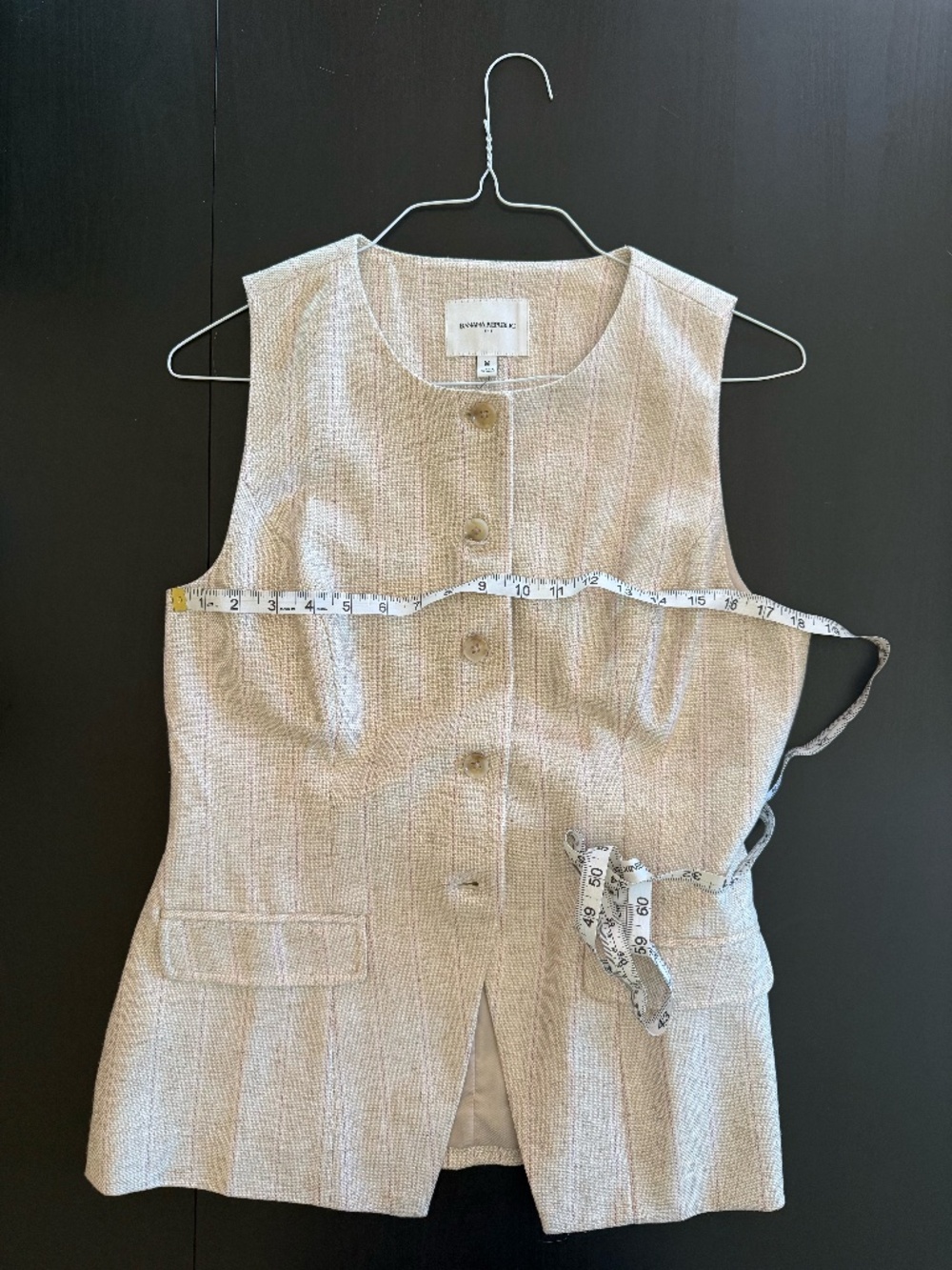 NEW! Banana Republic, Tailored, Bottom-up vest Size M - Picture 8 of 9